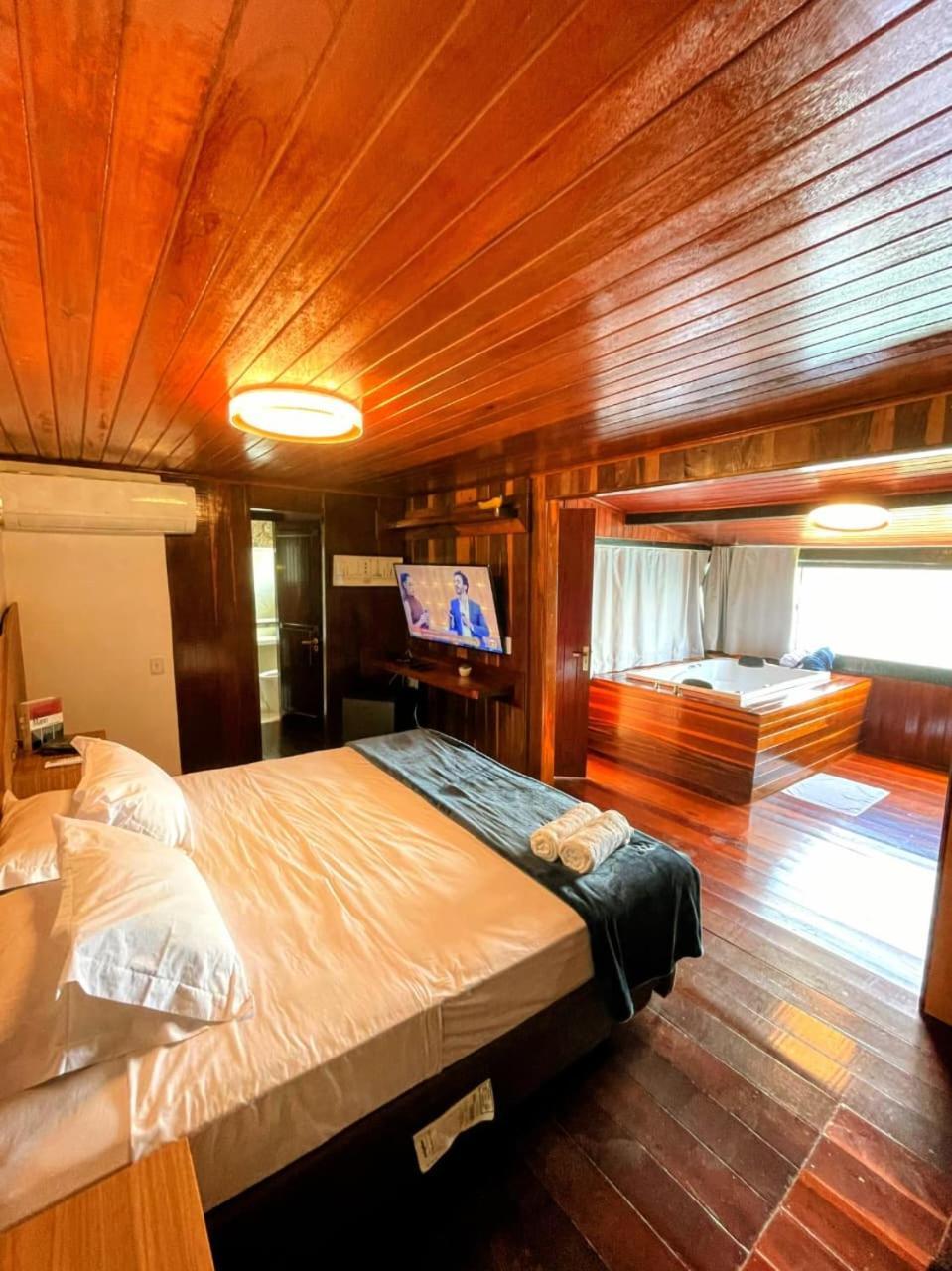 Superior Studio,1731500529:JPEG